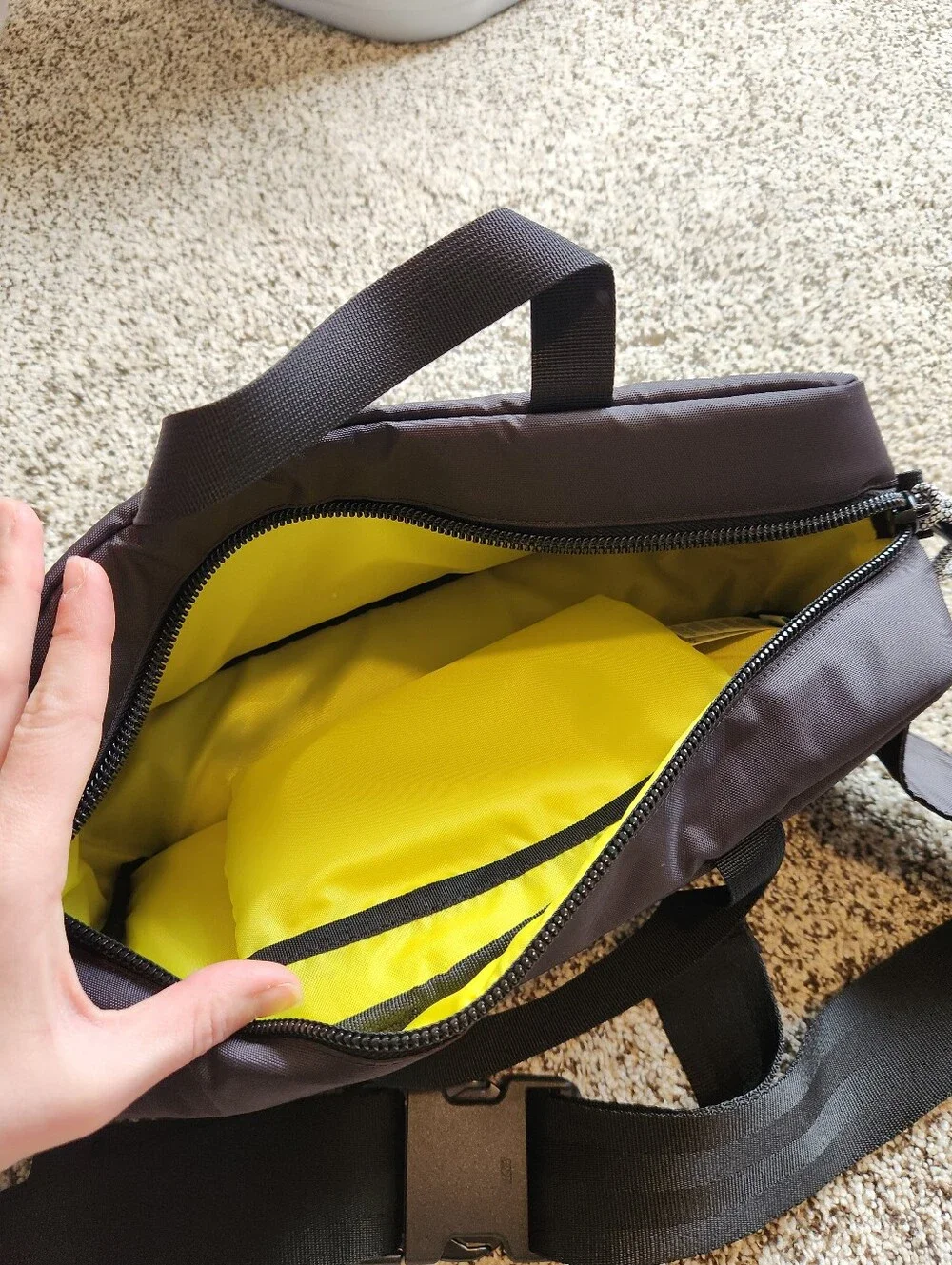 Topo Designs Large Quick Pack black